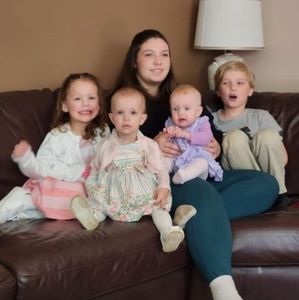 Meet your Posher, Terri